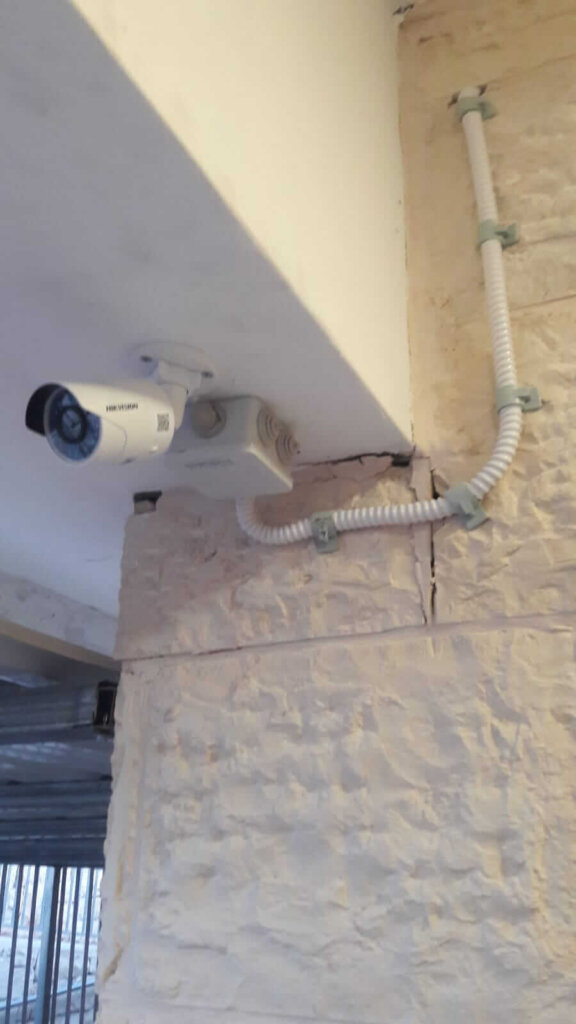 מדריך התקנת מצלמות אבטחה IP להגנה ושמירה על מקומות העיסוק בצורה מתקדמת ויעילה