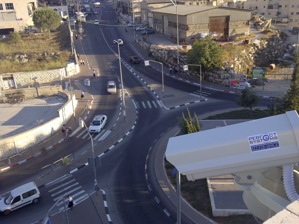 מצלמות אבטחה מתקדמות לבניין משותף: חזון של בטיחות ואמינות