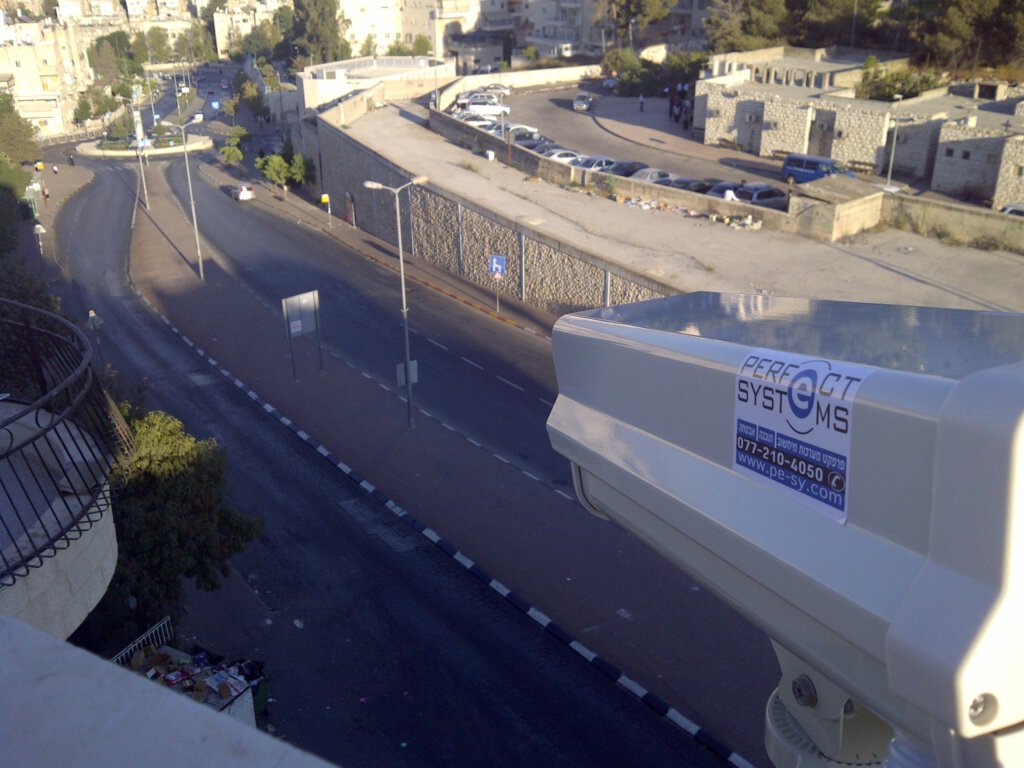 מצלמות אבטחה מתקדמות למבצעים בלתי נשכחים.