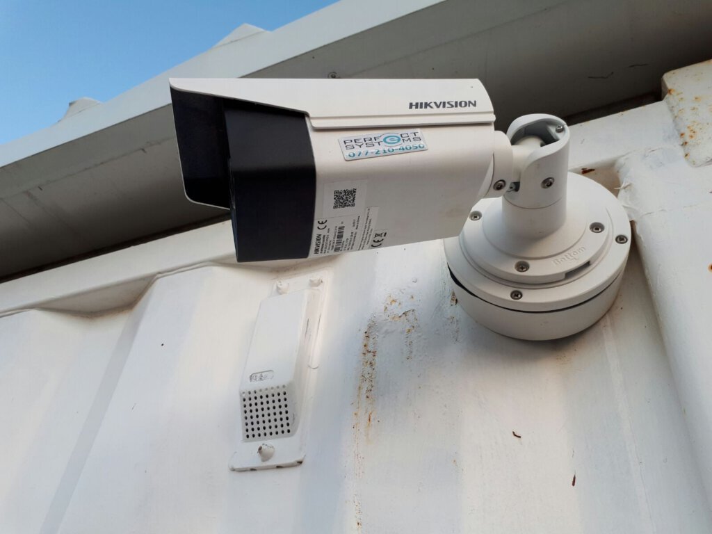 מצלמות אבטחה Hikvision - פתרון איכותי ומתקדם לשמירה ומעקב אחר אירועים בזמן אמת.